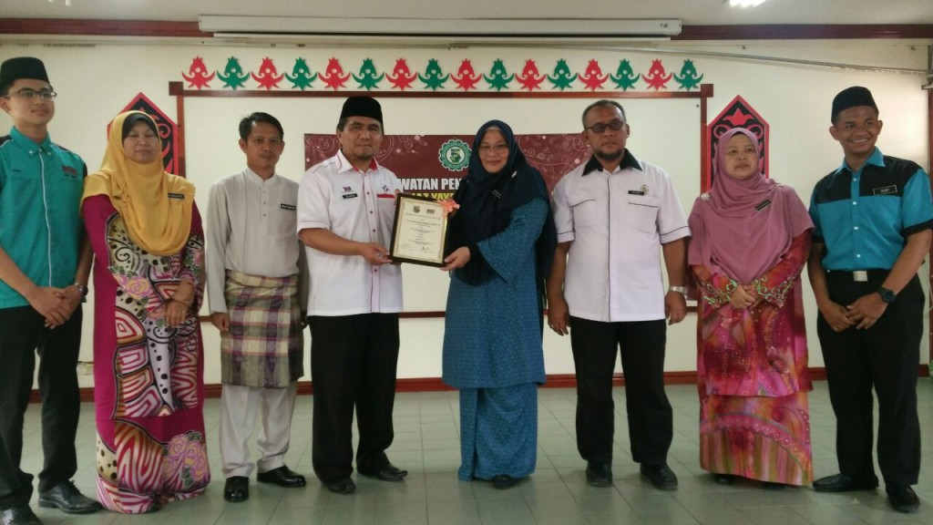 Lawatan Penanda Aras Koperasi SM Imtiaz K.Trg Ke Koperasi SMK Gombak Setia , Selangor